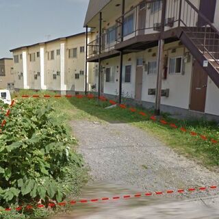  アパート周辺の草刈り依頼