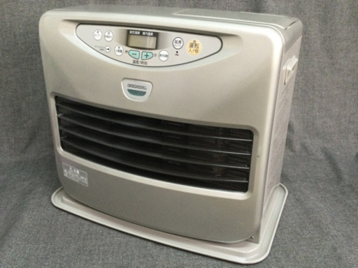 中古　2012年製　石油ファンヒーター　　幅50　　奥行32.5　　高さ42　 （ｃｍ）　CORONA   木造15畳　コンクリート20畳