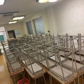 完売しました！元西村学修舎の学習机と椅子セット　想い出にいかがですか。