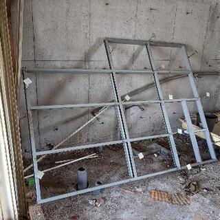 【終了】銅板と亜鉛板の金属板の中におそらく石膏ボードが入った昔のユニットの壁あげます　春日井市の画像