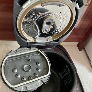 日立　圧力IHスチームレス炊飯器の画像