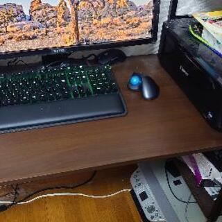 パソコンデスク 【お取引決定致しました】
