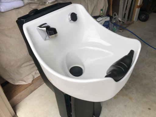 決まりました。タカラベルモント ミノン シャンプー台