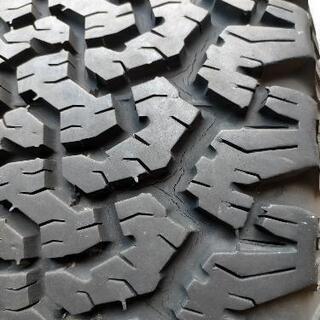 BF グッドリッチ タイヤ4本セット 
32x11.5 r15の画像