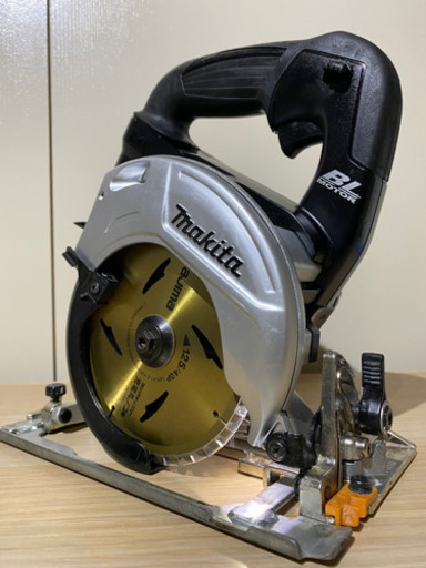 中古 マキタ　HS470D 14.4V 充電式マルノコ　セット