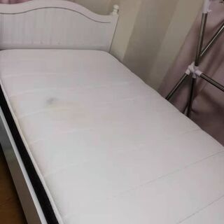 ニトリ　シングルベッド　マットレスつき