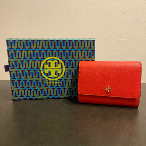 新品未使用！！  トリーバーチ 二つ折り財布