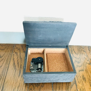 オルゴールボックス