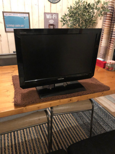 TOSHIBA  REGZA   2011年製(清掃済み)