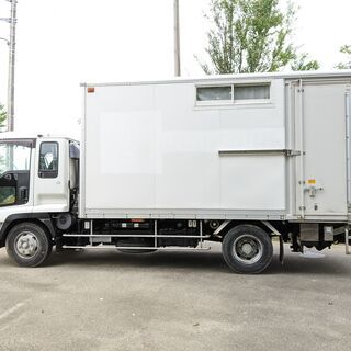 値下交渉有 走行奇跡の１万２千ｋｍ 元災害救援車 格納PG オートマ いすゞフォワード ８ナンバー NOX適合 イベントカー キャンピング カー移動販売車の画像