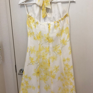 　美品　イエロー　花柄　サマーワンピースの画像