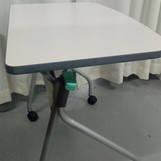 KOKUYO　ミーティングテーブル　会議用　事務用　オフィス用　キャスター脚　スタッキングテーブルの画像
