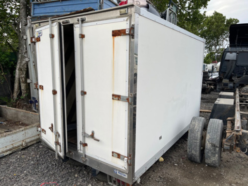 ★売却済み★2t 箱　物置に！！コンテナ　倉庫