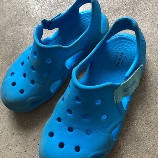 クロックス 19cm