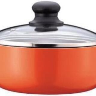 未使用☆パール金属 両手鍋 20cm ガラス鍋蓋付 ガス火専用 フッ素加工 ミッド H-496

の画像