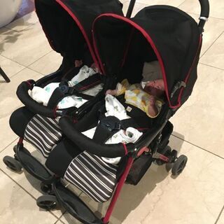 双子　ベビーカーの画像