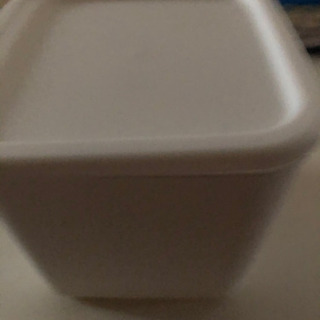 入れ物あげます。無料の画像