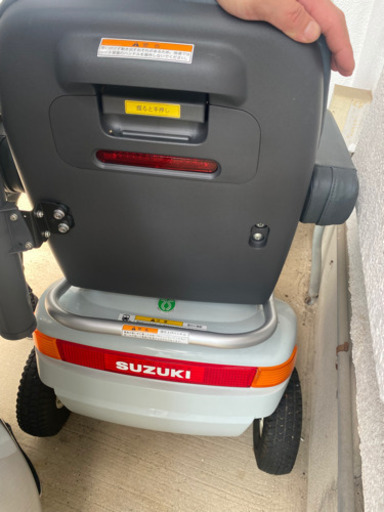 転売ヤー必見！！スズキ　シニアカー　セニアカー　ET4D8