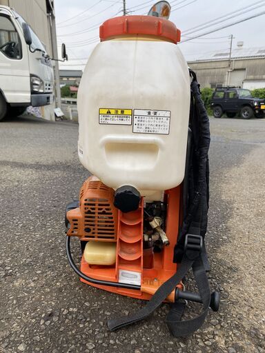 初期不良対応OK 現物確認歓迎 整備済 女性でもかけ易く 噴霧水量多く除草向き iスタート 背引き 背負動噴 共立 SHRE170B 
