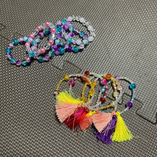 子供用　ブレスレット　ハンドメイド　全部で300円です‼️の画像