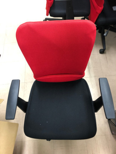 事務用椅子　2脚　3000円
