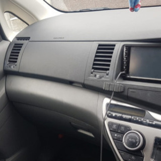 車検取り立てアイシスになりますの画像