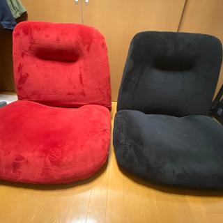 一人用ソファーを２つ