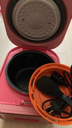 ほぼ未使用品☆美品タイガー炊飯器！80000以上のお品！