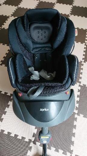 Aprica 回転式チャイルドシート  0歳～4歳 取りに来て頂だける方