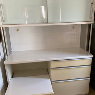 松田家具　食器棚　お値下げ 8月10日で削除します。