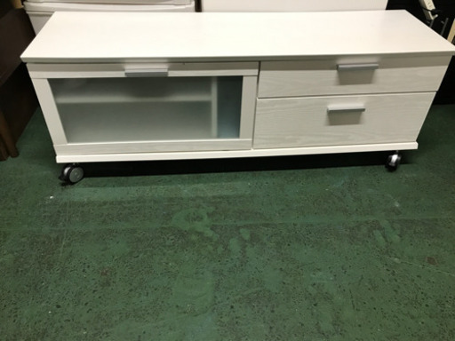オススメ激安美品　TV 台　ホワイト