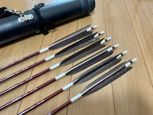 【7/17(日)まで】弓道 カーボン矢6本組矢筒セット　ミズノSST 75-18S 黒鷲手羽 97cm