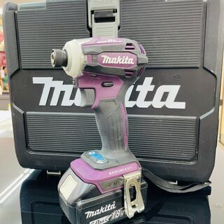 🔨makita(マキタ) インパクトドライバ🔧 定価￥61.263🔧 TD172(18V)紫　充電器付🔨