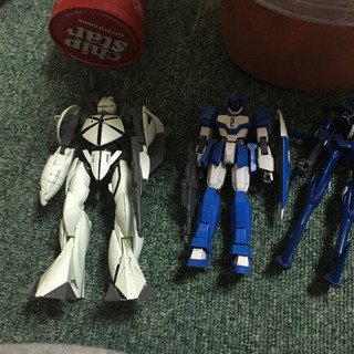 掲載2/19まで［ジャンク品］1/144 ガンプラ7体詰め合わせ+おまけの画像