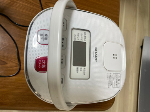 値下げ！　シャープ　炊飯器　使用頻度少なめでキレイ