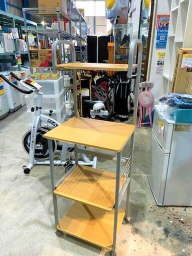 キャスター付き　キッチンラック　490×420×1425　1500Wまでのコンセント付き　キッチン家具　移動らくらく　キッチンワゴン
