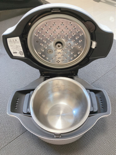 ホットクック　ヘルシオ　1.6L  KN-HW16E