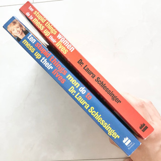 【ネット決済・配送】Ten Stupid Things Women/Men Do to Mess Up Their Lives 洋書 本 book Laura C. Schlessingerの画像