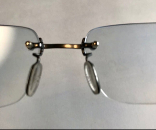 【週末限定値引！】新品 未使用 GUCCI メガネフレーム ふちなし サングラス 日本製 おしゃれ かっこいい シルバー ブルー