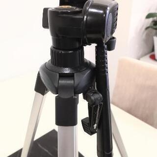 カメラ三脚中古品　キャリングケース付き！の画像