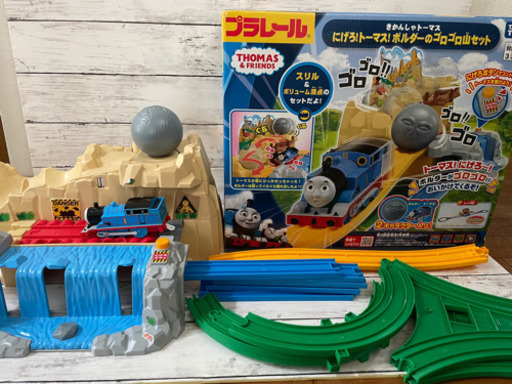 決まりました。値下げしました。トーマス　にげろ‼︎トーマス　プラレール