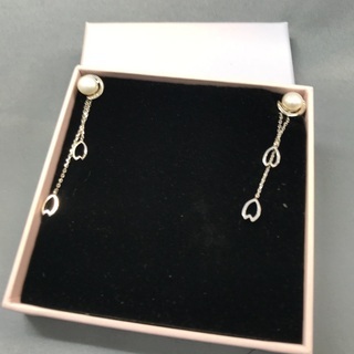 105◎揺れるパールピアスの画像