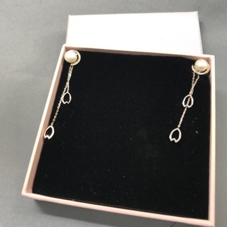 105◎揺れるパールピアスの画像