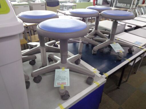 ノーリツ　キャスター付き作業椅子　再入荷　50本程度　岐阜 愛知 三重 滋賀