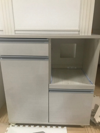 キッチンカウンター　キッチンワゴン　収納