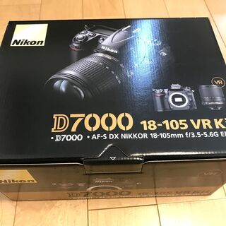 デジタル一眼レフカメラの名機【ニコン Nikon D7000 18-105 VR Kit＋単焦点レンズAF-S DX NIKKOR 35mm f/1.8G】／カメラ箱付き／の画像