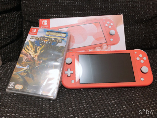 【保証書付き】NintendoSwitchLight+モンハンライズ【初回限定コード付⠀】