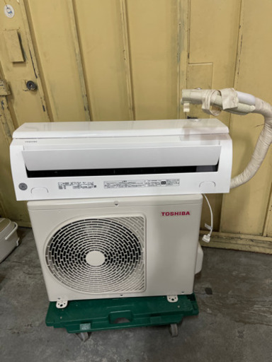 ⭐️TOSHIBA 2019年製ルームエアコン　RAS-F221M(W)⭐️
