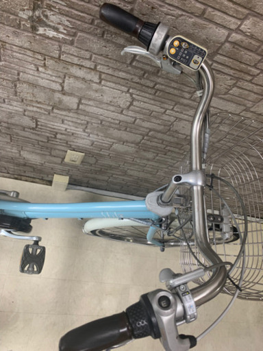 東京23区配達無料　新基準　ブリヂストン　アシスタスティラ　8.1Ah リチウム 電動自転車☆中古☆BS☆ 26インチ