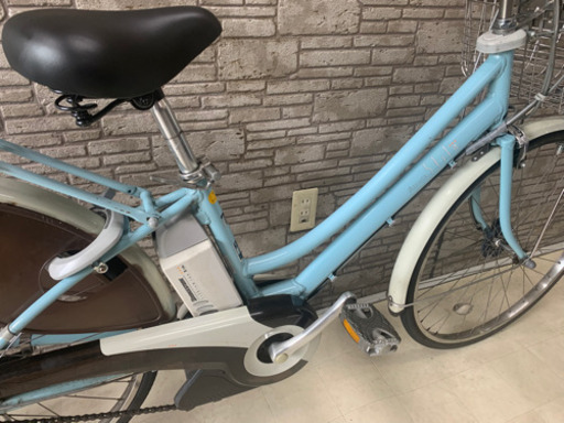 東京23区配達無料　新基準　ブリヂストン　アシスタスティラ　8.1Ah リチウム 電動自転車☆中古☆BS☆ 26インチ